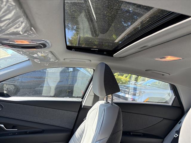 new 2025 Hyundai Elantra car, priced at $27,211