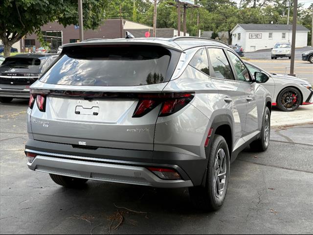 new 2025 Hyundai TUCSON Hybrid car, priced at $33,735