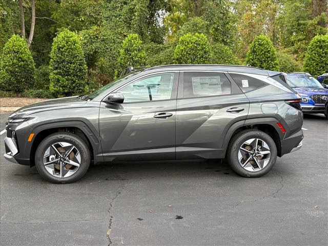 new 2025 Hyundai TUCSON Hybrid car, priced at $37,422