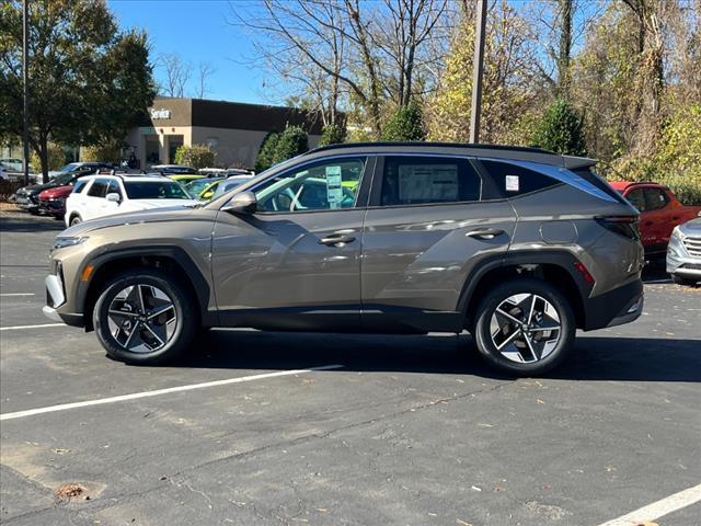 new 2025 Hyundai Tucson Hybrid car, priced at $37,685