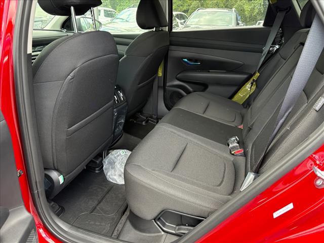 new 2025 Hyundai TUCSON Hybrid car, priced at $36,095