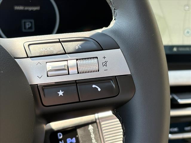 new 2025 Hyundai TUCSON Hybrid car, priced at $37,991