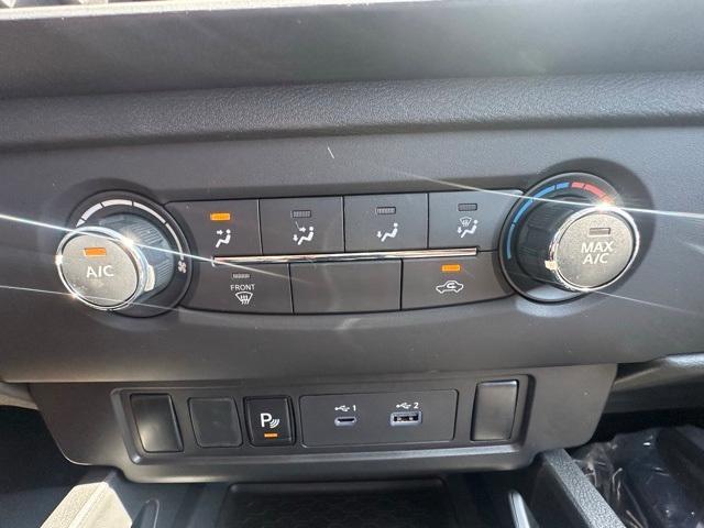 new 2025 Nissan Frontier car, priced at $32,550