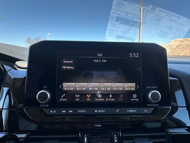 new 2025 Nissan Pathfinder car, priced at $41,880