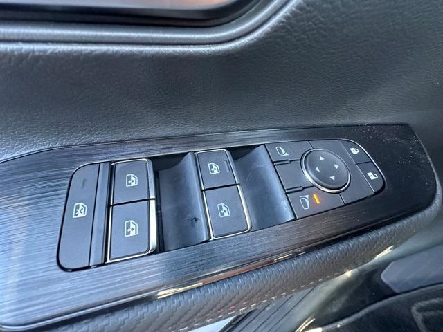 new 2025 Nissan Kicks car, priced at $28,295