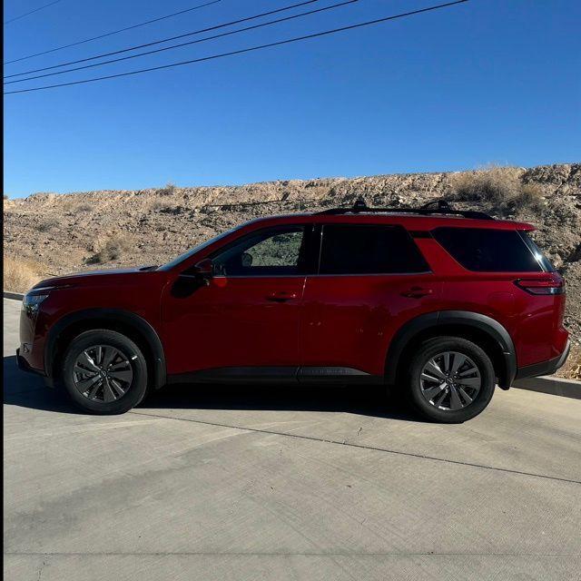 new 2024 Nissan Pathfinder car, priced at $38,575