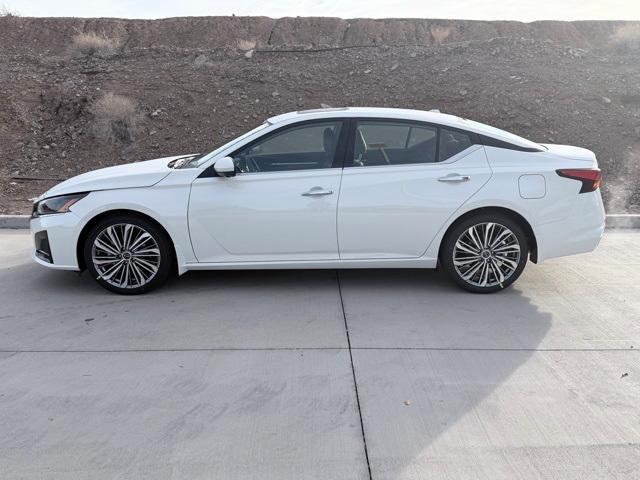 new 2025 Nissan Altima car, priced at $35,785