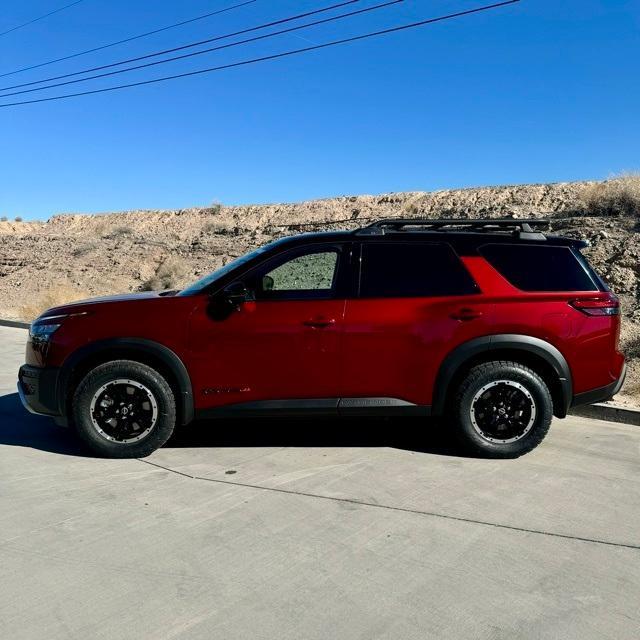 new 2025 Nissan Pathfinder car, priced at $48,070