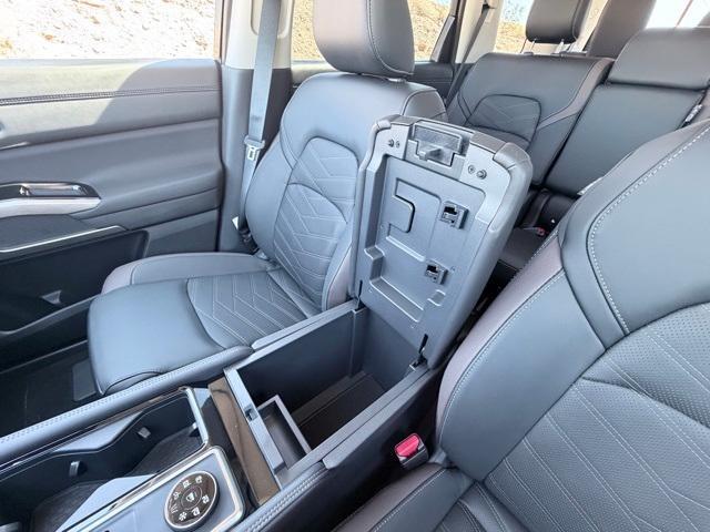 new 2025 Nissan Pathfinder car, priced at $49,445