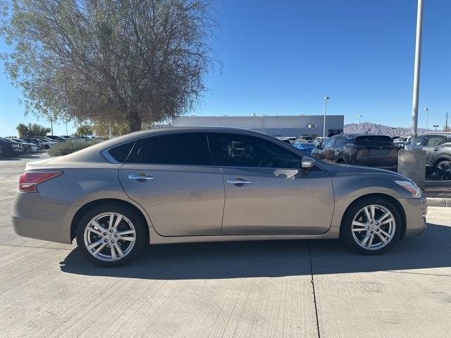 used 2014 Nissan Altima car, priced at $11,565