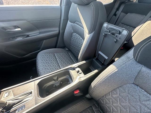 new 2025 Nissan Kicks car, priced at $24,845