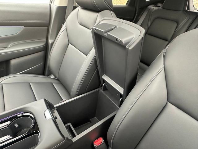 new 2025 Nissan Murano car, priced at $45,895