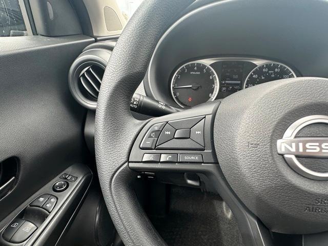 new 2025 Nissan Kicks car, priced at $23,010