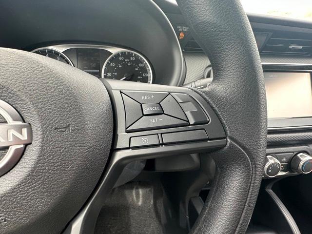 new 2025 Nissan Kicks car, priced at $23,010
