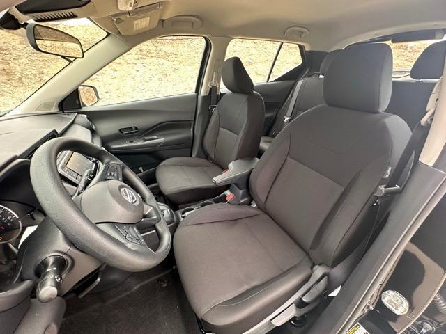 new 2025 Nissan Kicks car, priced at $23,010