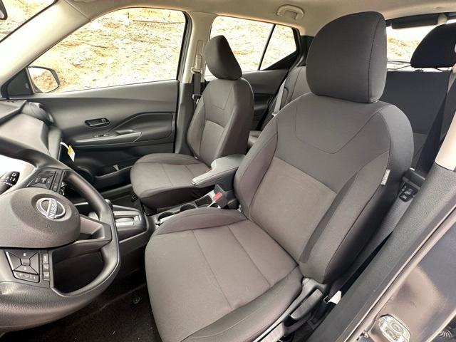 new 2025 Nissan Kicks car, priced at $23,010