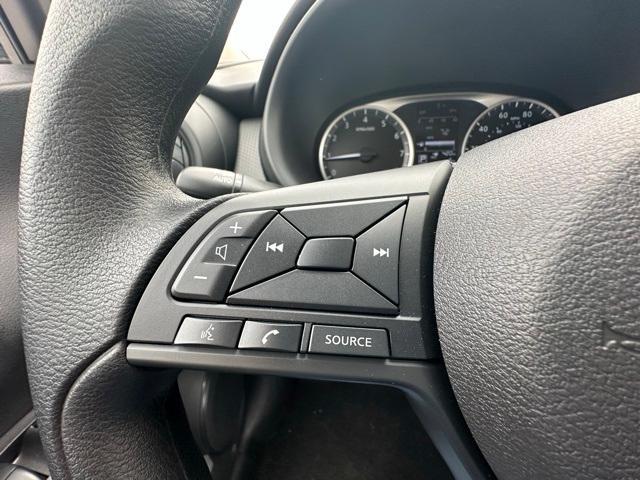 new 2025 Nissan Kicks car, priced at $23,010