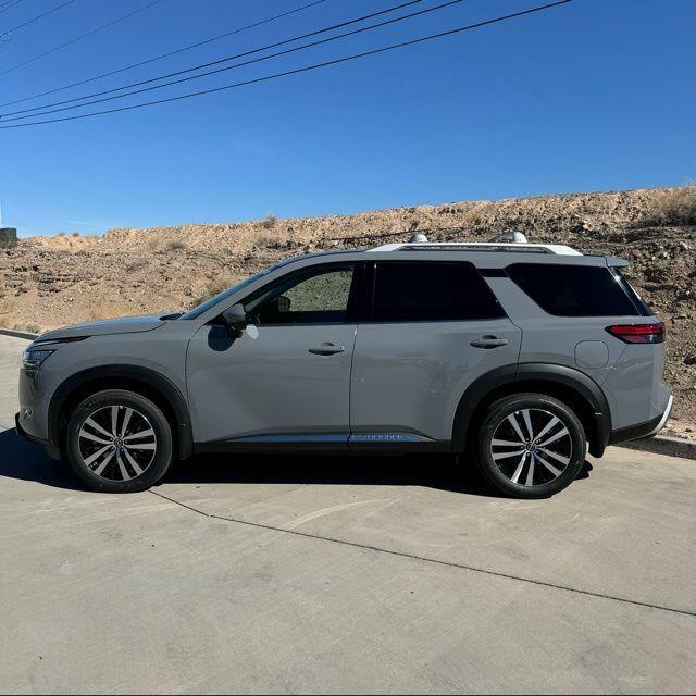 new 2024 Nissan Pathfinder car, priced at $47,712