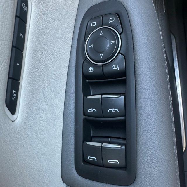 used 2024 Cadillac XT5 car, priced at $45,991