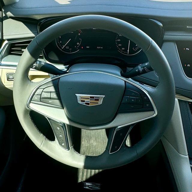 used 2024 Cadillac XT5 car, priced at $45,991