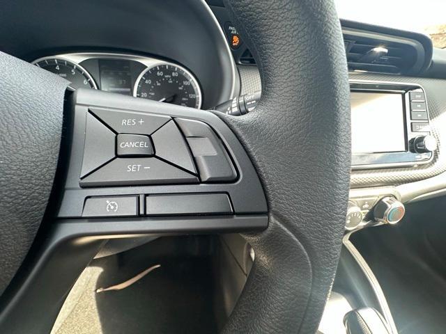 new 2025 Nissan Kicks car, priced at $23,010