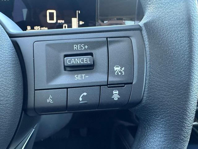 new 2025 Nissan Kicks car, priced at $27,874