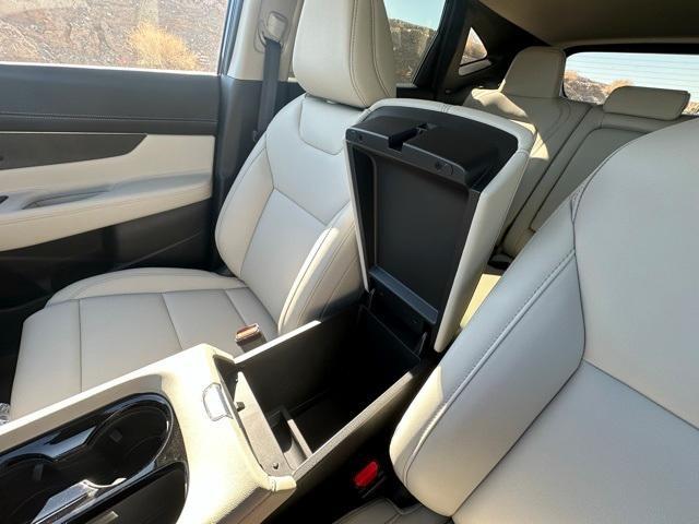 new 2025 Nissan Murano car, priced at $42,715