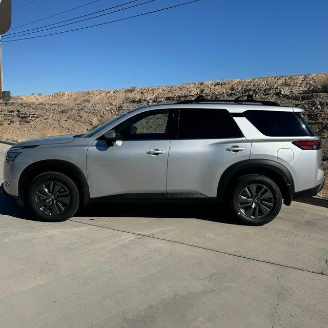 new 2024 Nissan Pathfinder car, priced at $38,150