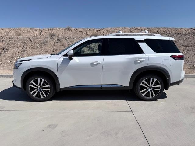 new 2025 Nissan Pathfinder car, priced at $47,295