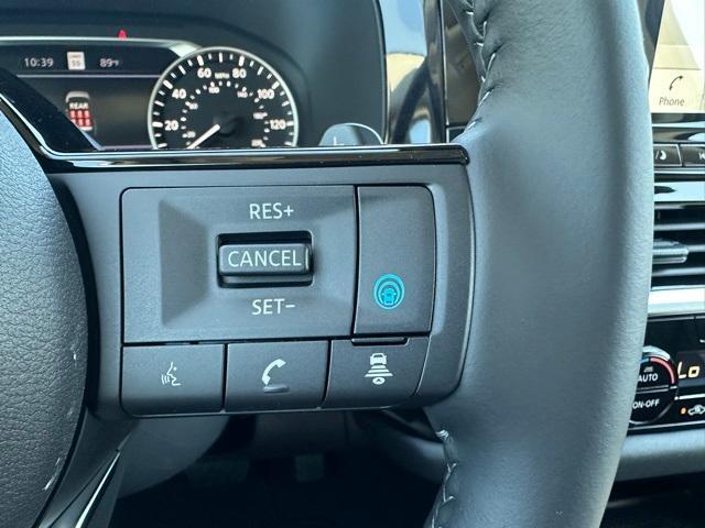 new 2025 Nissan Pathfinder car, priced at $44,580