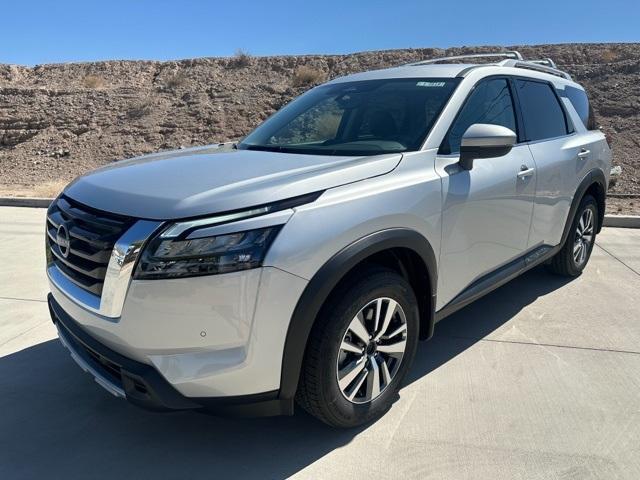 new 2025 Nissan Pathfinder car, priced at $44,580