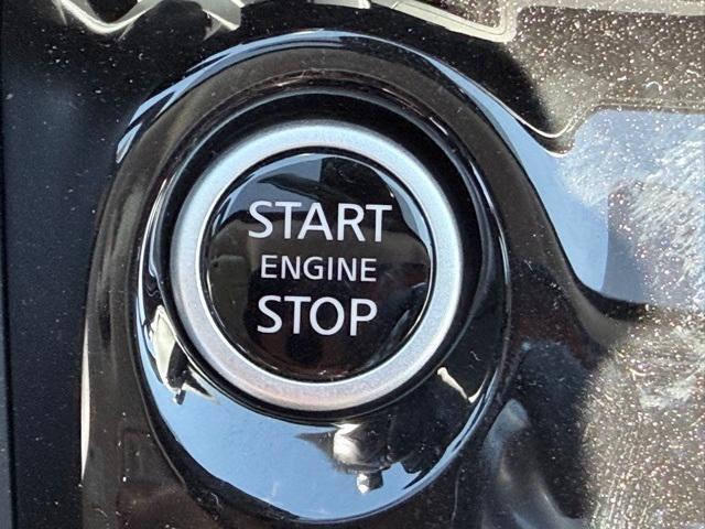 new 2025 Nissan Versa car, priced at $23,294