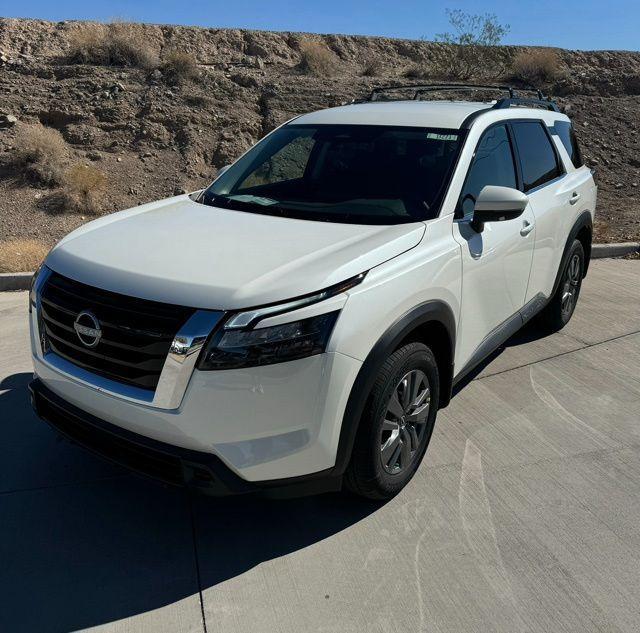 new 2024 Nissan Pathfinder car, priced at $37,710