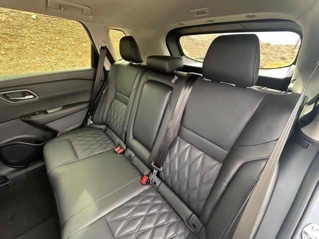 new 2025 Nissan Rogue car, priced at $39,462