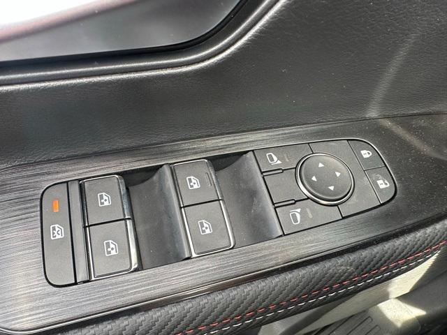 new 2025 Nissan Kicks car, priced at $29,667