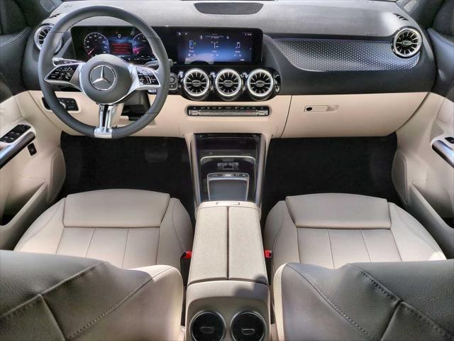 new 2025 Mercedes-Benz GLA 250 car, priced at $47,295