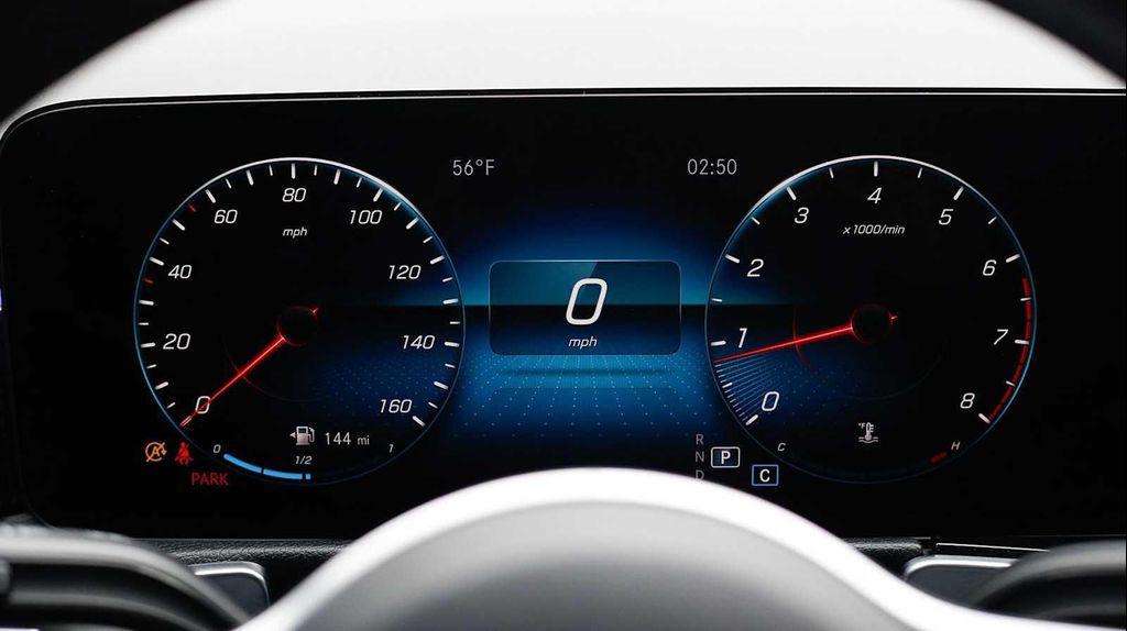 used 2022 Mercedes-Benz GLB 250 car, priced at $30,997