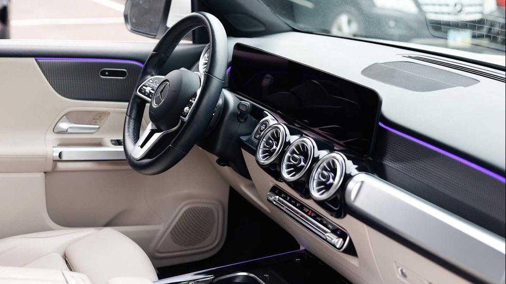 used 2022 Mercedes-Benz GLB 250 car, priced at $30,997