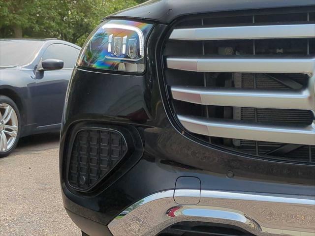 new 2025 Mercedes-Benz GLS 450 car, priced at $97,445