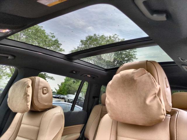 new 2025 Mercedes-Benz GLS 450 car, priced at $97,445