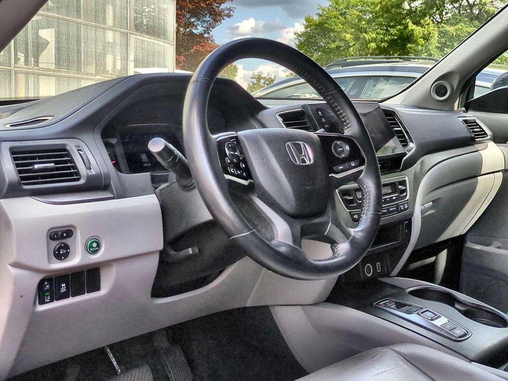 used 2021 Honda Pilot car, priced at $24,999
