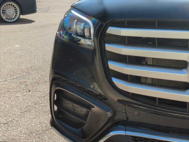 new 2025 Mercedes-Benz GLS 450 car, priced at $101,210