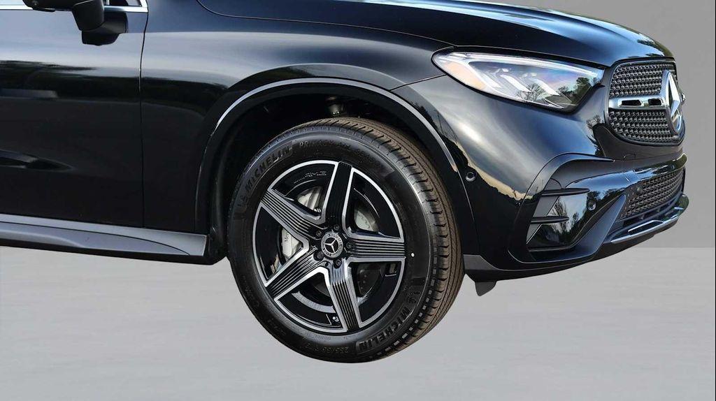 new 2026 Mercedes-Benz GLC 300 car, priced at $60,555