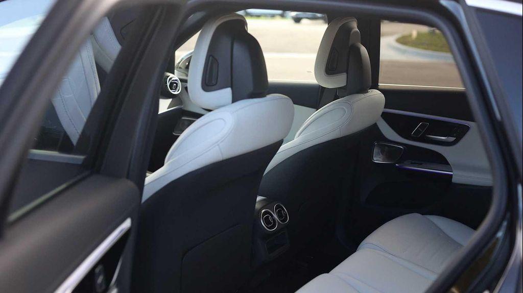 new 2026 Mercedes-Benz GLC 300 car, priced at $60,555