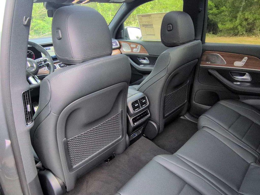 new 2025 Mercedes-Benz GLS 450 car, priced at $96,495