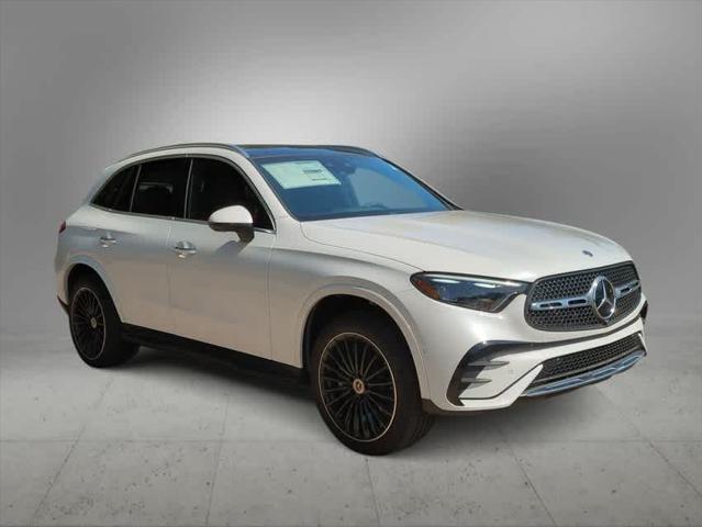 new 2024 Mercedes-Benz GLC 300 car, priced at $67,645