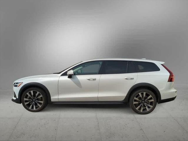 used 2022 Volvo V60 Cross Country car, priced at $30,999
