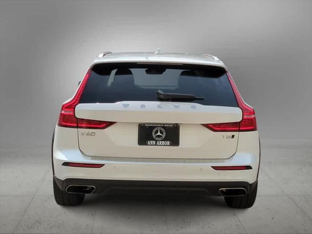 used 2022 Volvo V60 Cross Country car, priced at $30,999