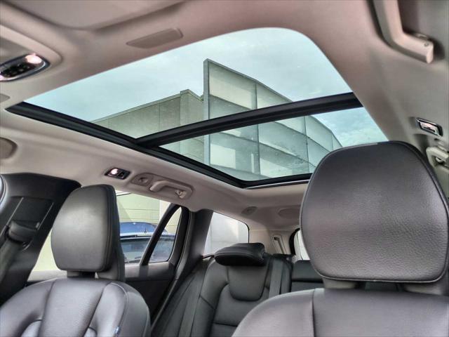 used 2022 Volvo V60 Cross Country car, priced at $30,999