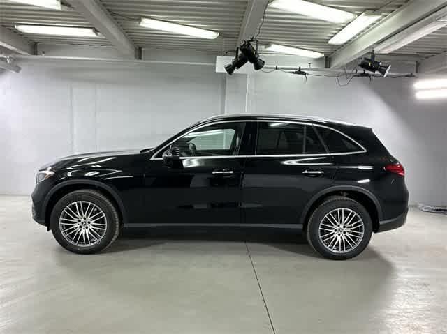 new 2024 Mercedes-Benz GLC 300 car, priced at $51,995